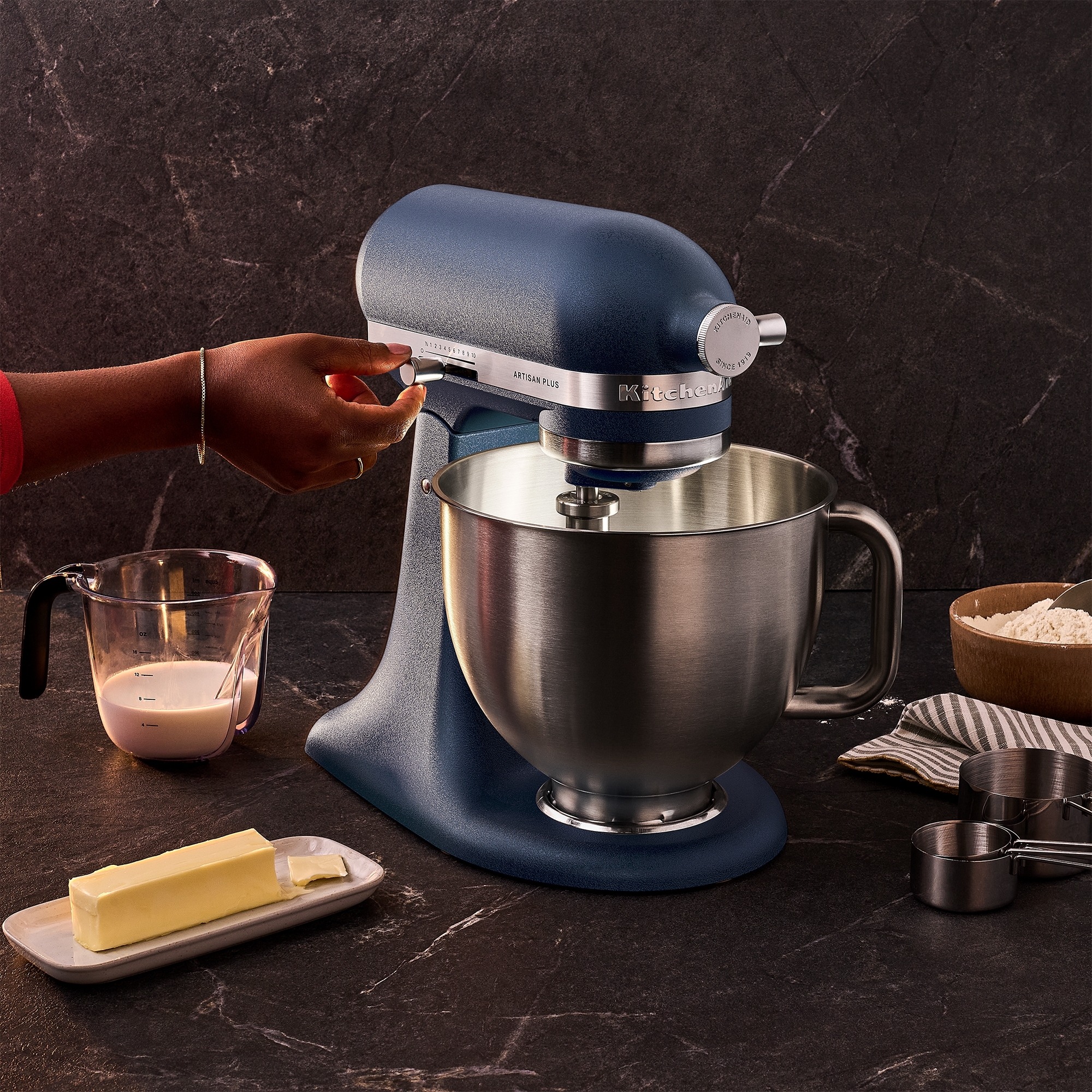 KitchenAid - Artisan Plus Küchenmaschine 5KSM50PKVEWB - Wild Blueberry
