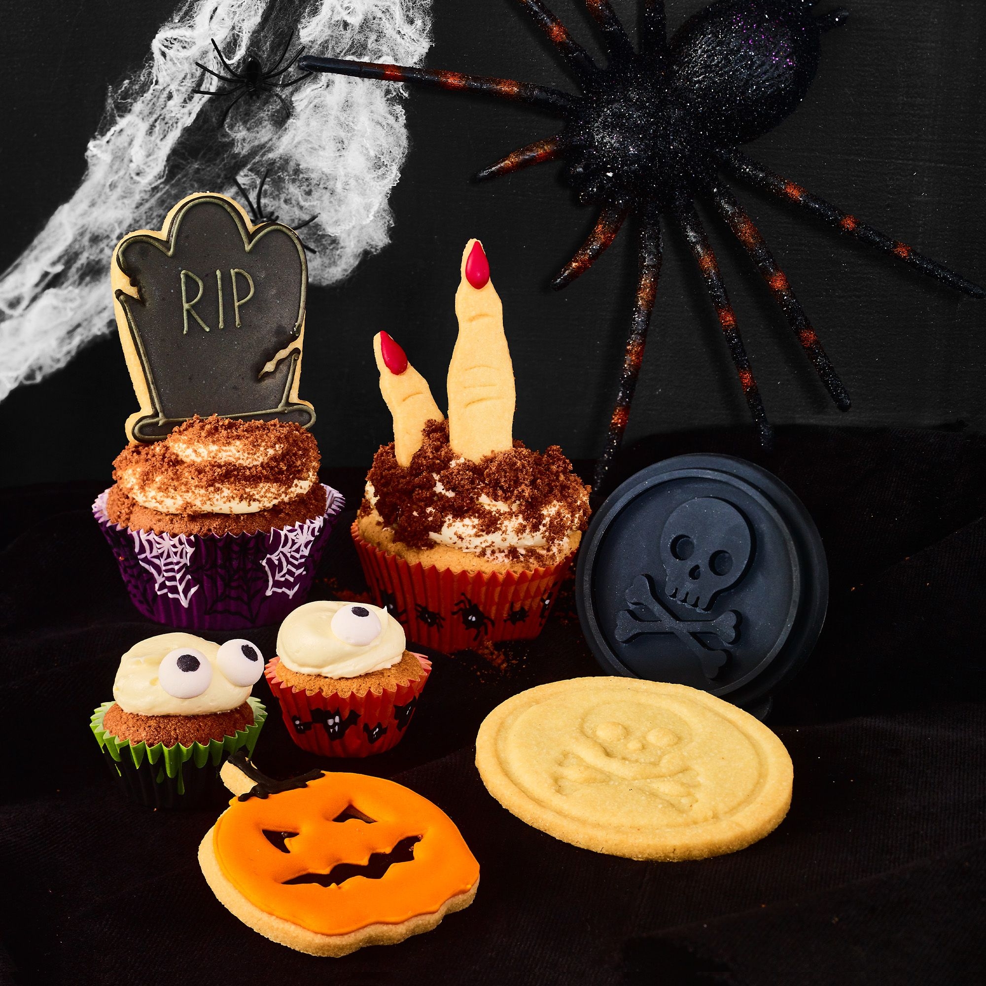 Birkmann - gravestone cookie cutter - 7 cm