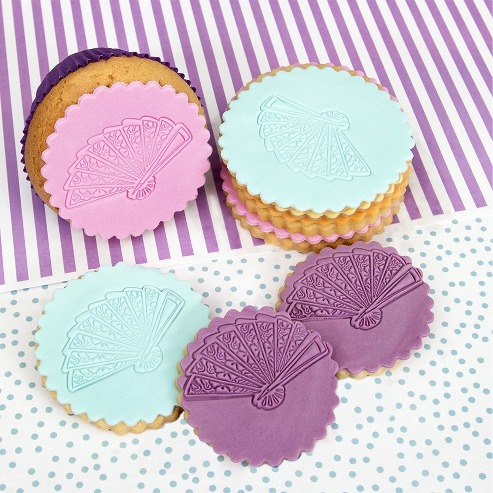 Städter - embossing stamp Fan - 5 cm Städter - embossing stamp Fan - 5 cm