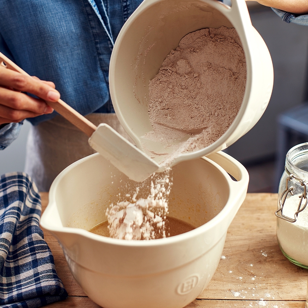 Emile Henry - Mixing Bowl in 3 Sizes Emile Henry - Mixing Bowl in 3 Sizes