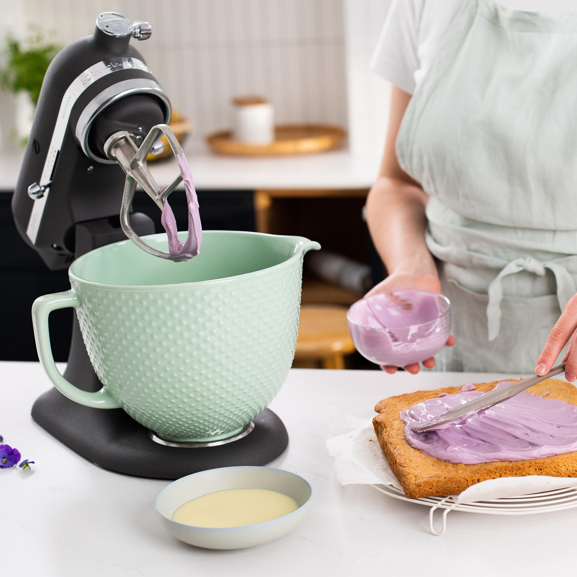 KitchenAid - 4.7 L Ceramic Bowl - dew drop KitchenAid - 4.7 L Ceramic Bowl - dew drop