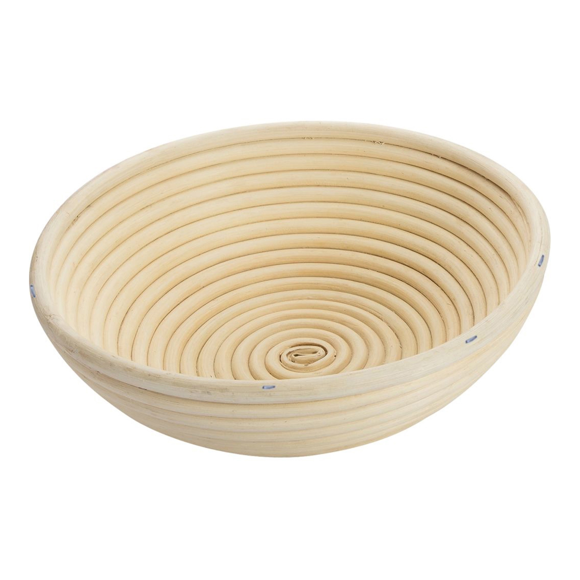 Round cane proofing basket with cloth cover