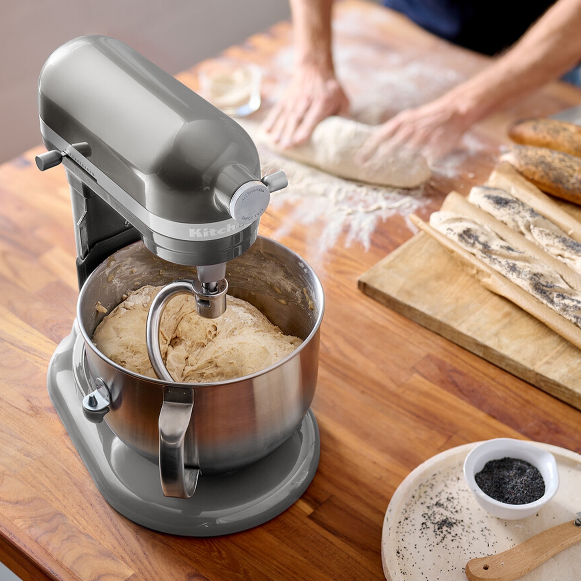 KitchenAid - Set food processor 6,6 L + 15 pcs kitchen aid set + recipe book "Patisserie made easy" - Contur Silver