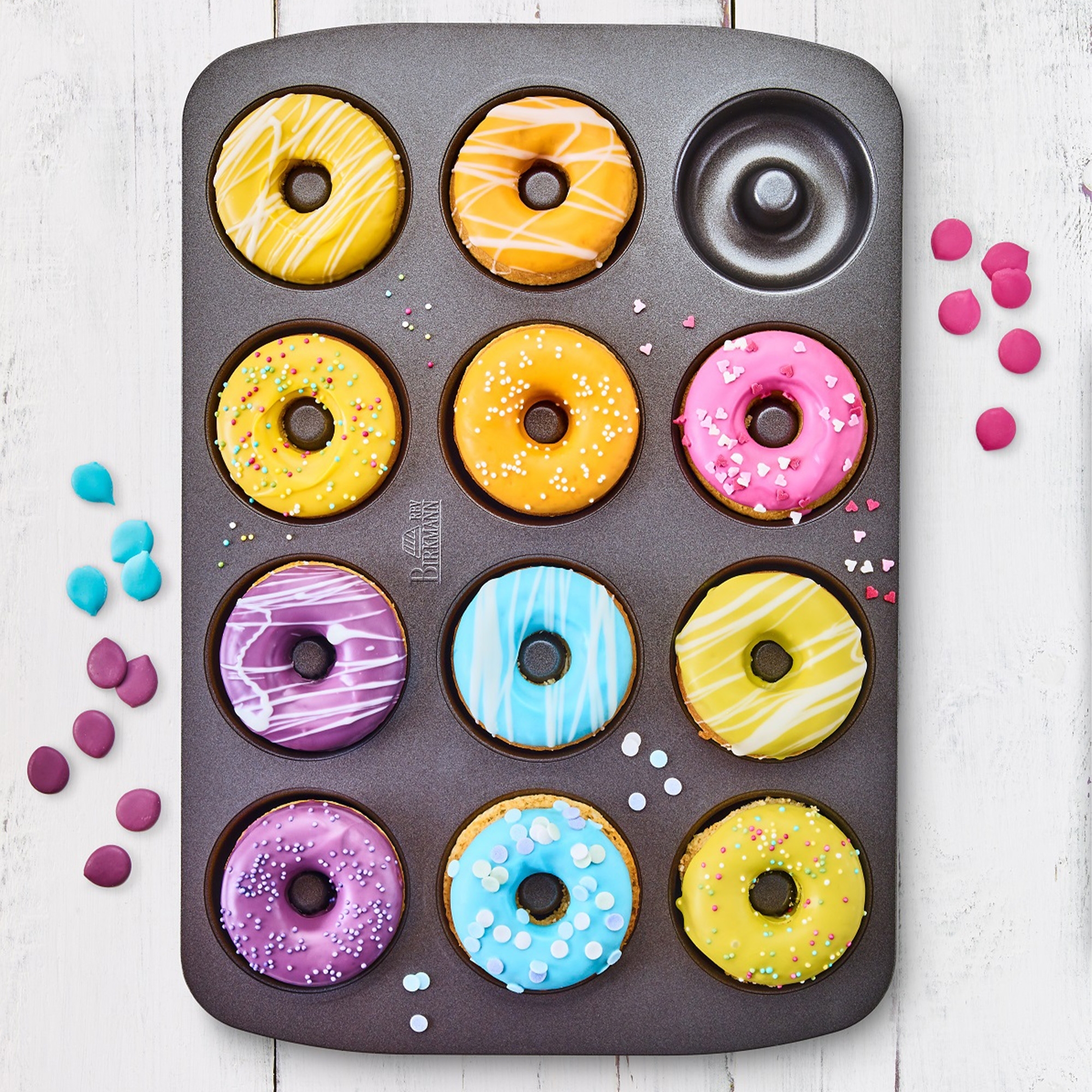 Birkmann Mini Donut Blech mit 12 Mulden und Donuts