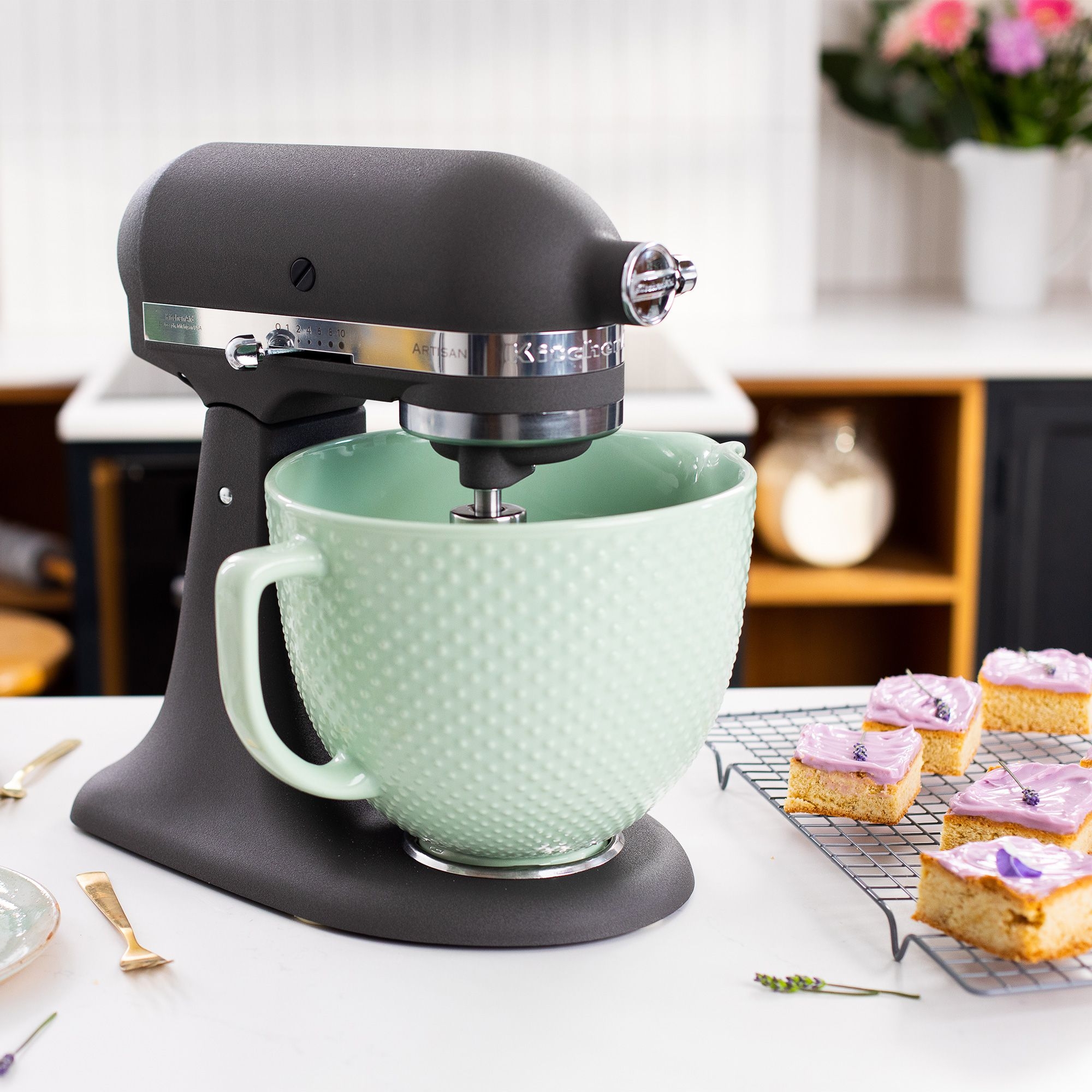 KitchenAid - 4.7 L Ceramic Bowl - dew drop KitchenAid - 4.7 L Ceramic Bowl - dew drop