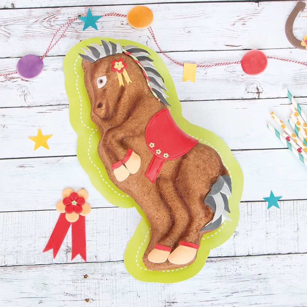 Städter - Cake Mould - Silver Star, the horse - 18 x 33 x 6 cm - 1.800 ml Städter - Cake Mould - Silver Star, the horse - 18 x 33 x 6 cm - 1.800 ml