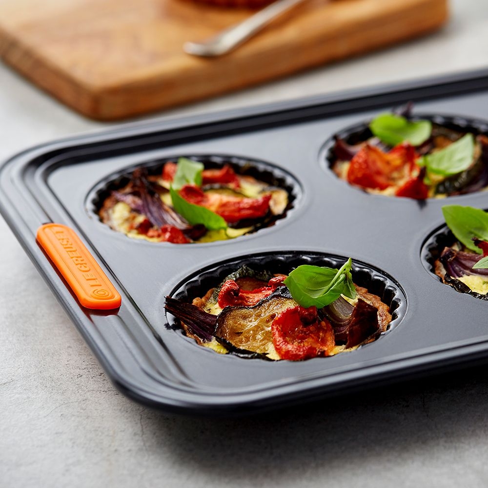 Le Creuset - Fluted Tart Tin Tray 6 Cup