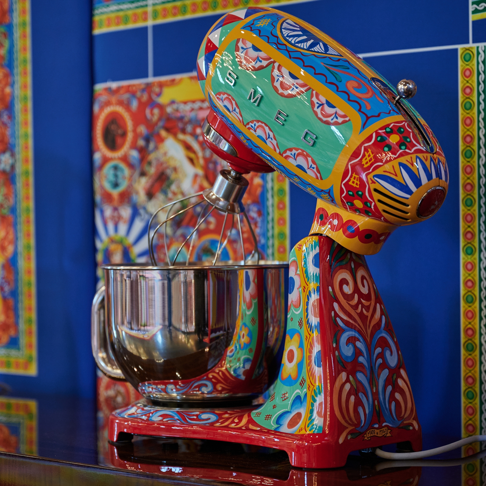 Smeg - stand mixer SMF03 - full-color - Dolce & Gabbana Smeg - stand mixer SMF03 - full-color - Dolce & Gabbana
