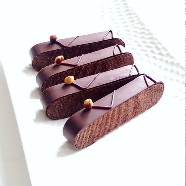 de Buyer - Oval pastry ring - height 2 cm - Valrhona