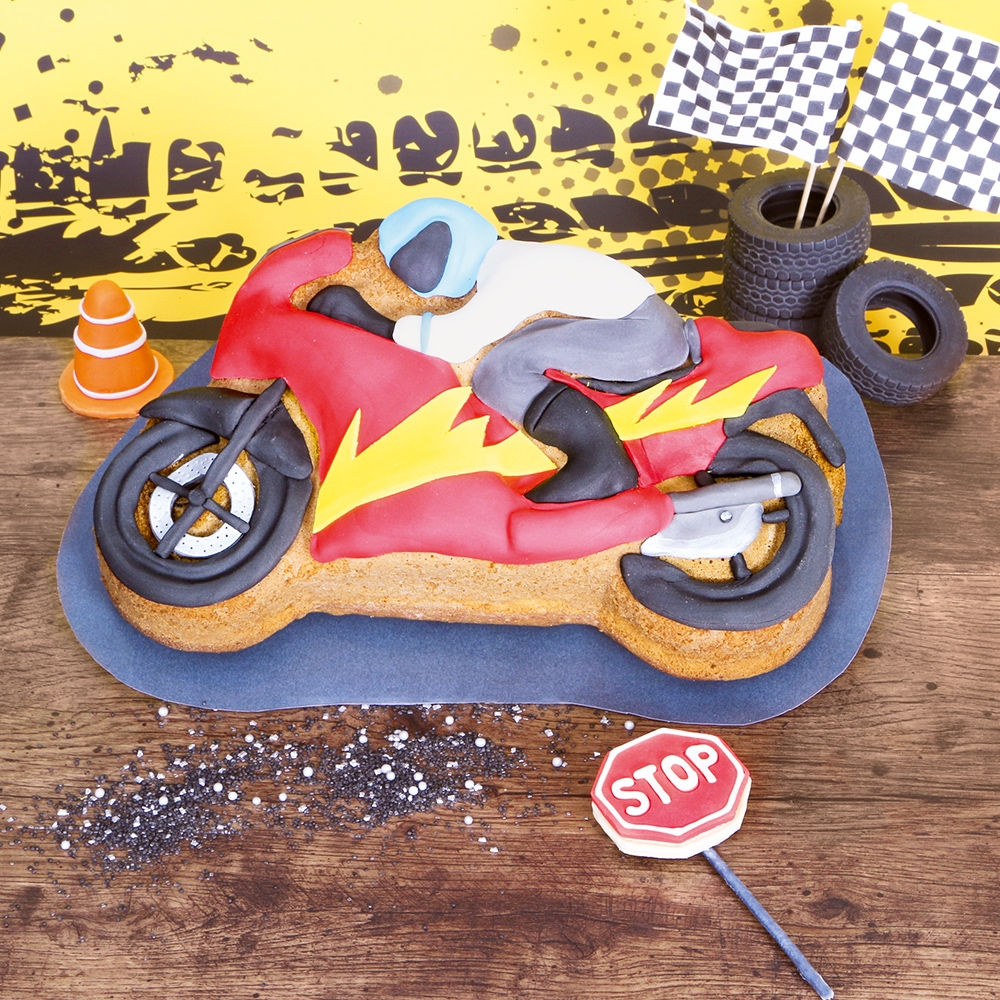 Städter - Cake mould Mike the motorcycle - 28,5 x 18,5 x 6,5 cm - 2.000 ml