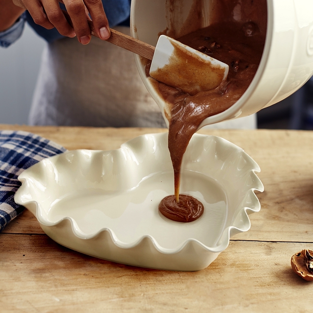 Emile Henry - Ruffled Heart Dish Emile Henry - Ruffled Heart Dish