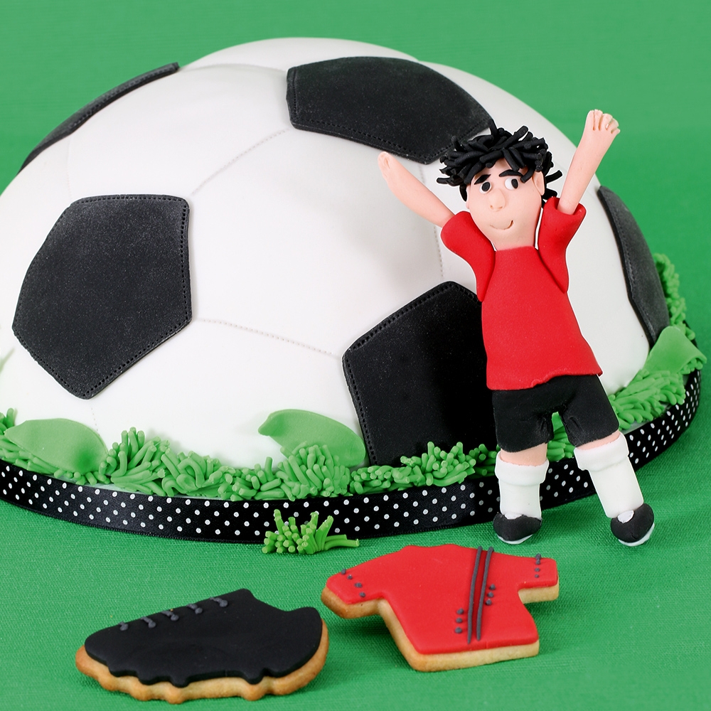 Städter - Motivbackform Pepe der Fußball - ø 22 / H 11 cm mit Ausstechform