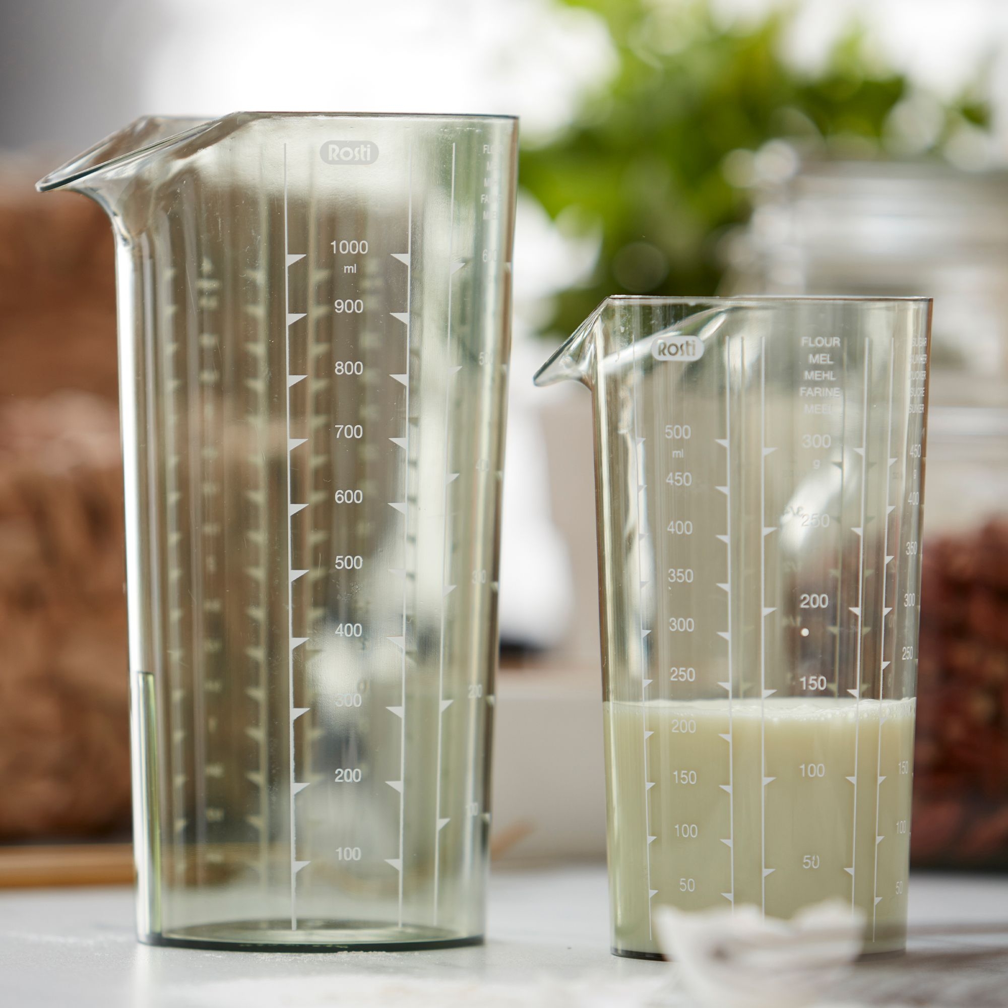 Rosti - measuring cup 1000 ml - smoke Rosti - measuring cup 1000 ml - smoke