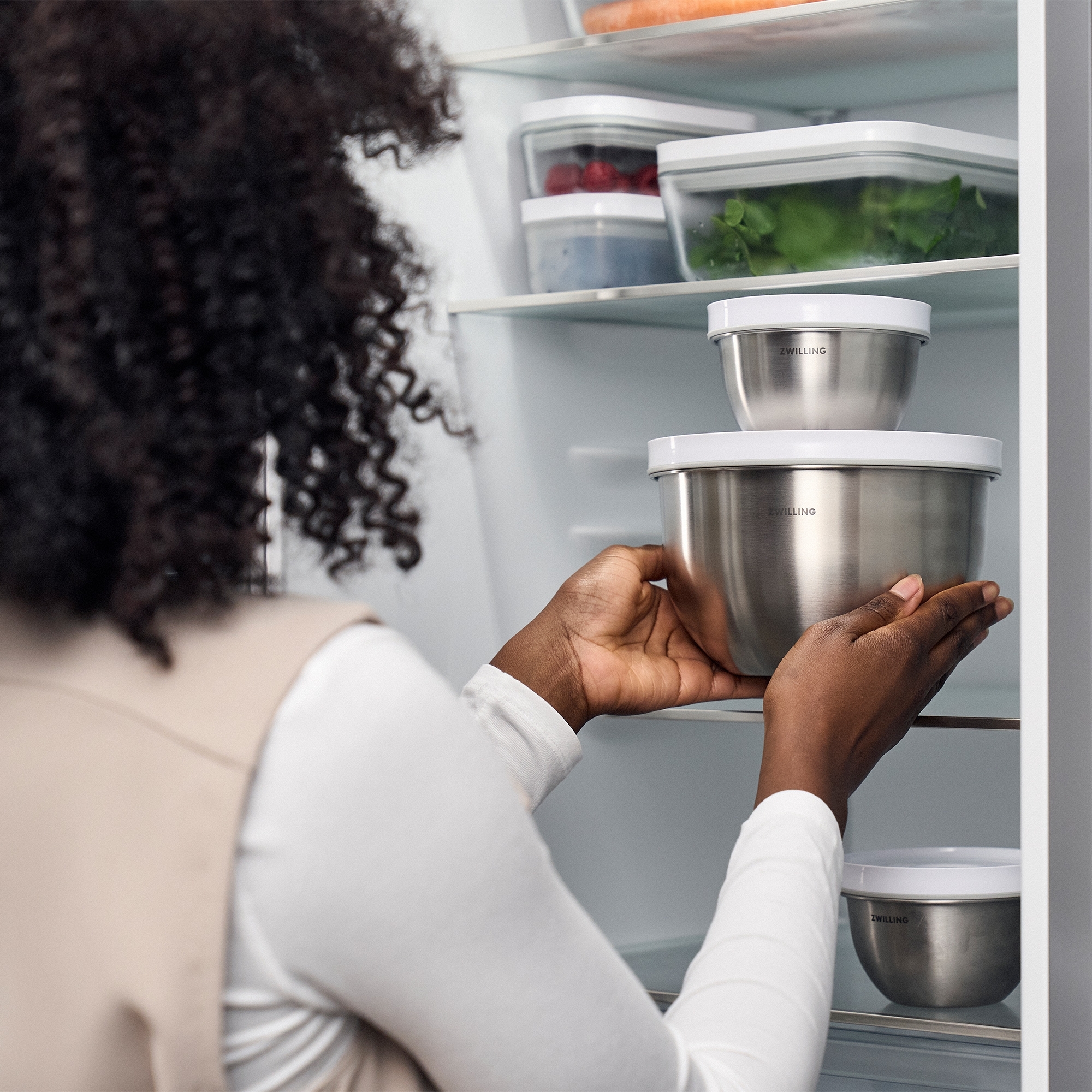 Edelstahl Vorratsdosen mit Deckel im Kühlschrank